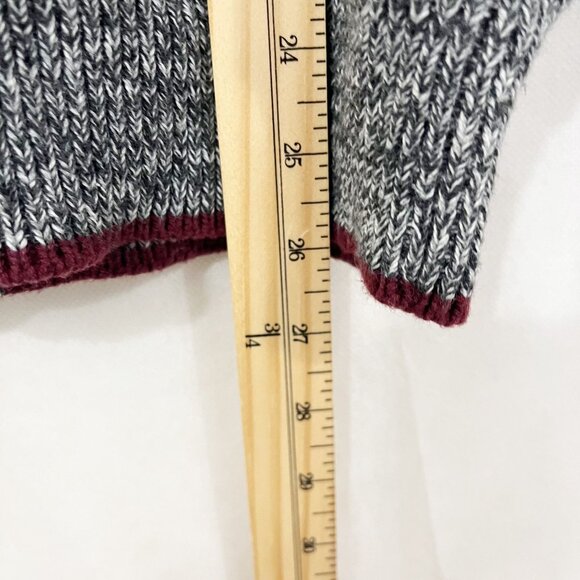 Victoria's Secret Gray Varsity Letter Cardigan Sweater Preppy - Size Medium - Picture 5 of 6